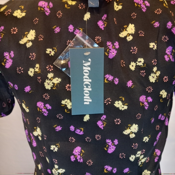 NWT Modcloth Button Deep V Fitted Dress - Picture 7 of 8